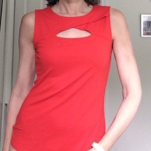 Sleeveless Orange shirt with cut out